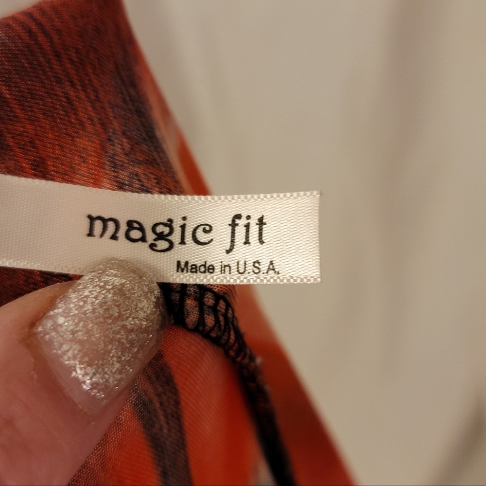 Magic Fit Blouse - Picture 6 of 7